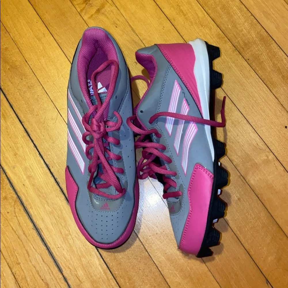 NWT Adidas Softball Cleats